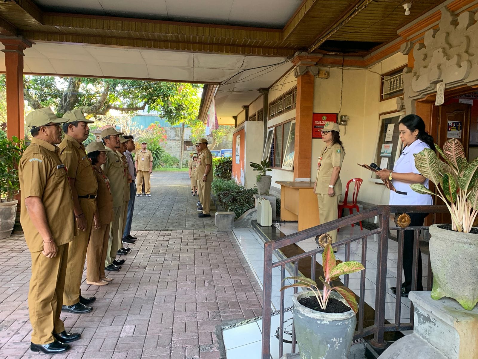 350120000_945805439960946_5429894626301686049_n