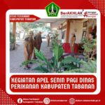 Kegiatan Apel Senin Pagi di Halaman Kantor Diskan